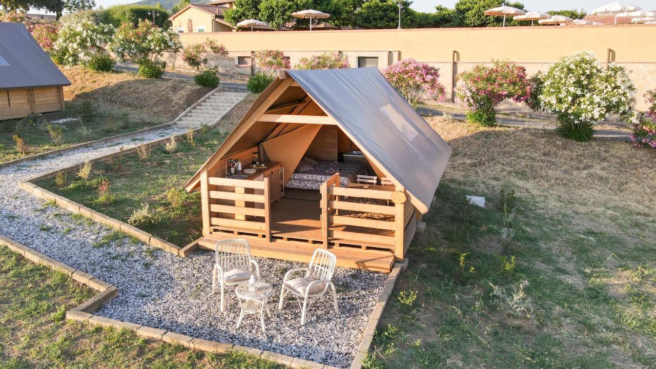 מלון ריפרבלה Glamping Debbiare מראה חיצוני תמונה